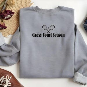 Moletom da temporada de quadra de grama, suéter de tênis de Wimbledon, presente de tênis do Reino Unido, gola redonda de tênis vintage, moletom esportivo unissex