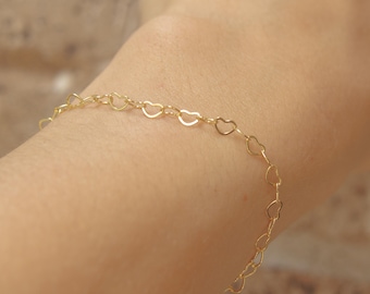 Armband med hjärtkedja i guld: Vattentäta smycken i 18k guldfyllt