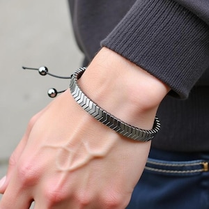 Natural Hematite Stone Beaded Bracelet Dainty Arrowhead Beaded Stone Bracelet Handmade Bracelet Gift for Men and Women Hand Woven Adjustable