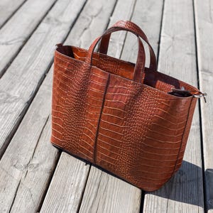 Crocodile Embossed Leather Bag, Brown Leather Tote Bag, Handmade Genuine Leather Crocodile Pattern Bag, Hand Bag, Shoulder Bag for Her
