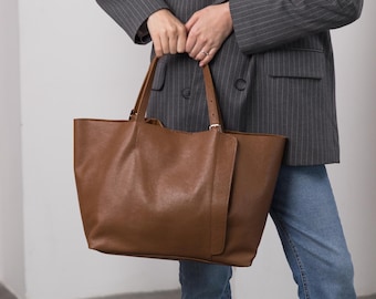 Brown Leather Tote, Genuine Leather Handbag, Large Shoulder Tote, Elegant Made from Italian Leather, Brown Women's Bag, Christmas Gift