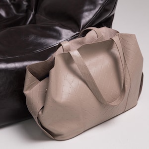 Taupe Leather Oversized Tote, Extra-Large Beige Shoulder Bag, Versatile Travel Purse, Beige Everyday Handbag, Shopper Minimalist Purse