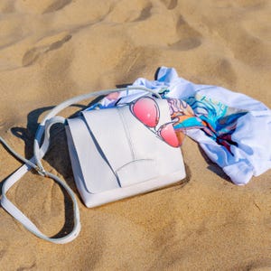 Weiße Leder Crossbody Bag, Leder Umhängetasche, Handgefertigte Leder Crossbody Bag, Elegante Damen Medium Handtasche, Leder Geldbörse