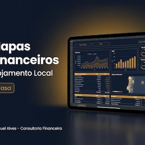 Pode incluir: Um tablet digital exibe visualizações de dados financeiros com gráficos. A tela mostra o texto "Mapas Financeiros Alojamento Local" e "1 Casa". O fundo é um gradiente de azul escuro e dourado.