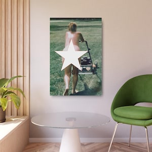 Grillige nudist maait het gazon Metal Art Sign grappig tuindecor, eigenzinnig buitenbord, humoristisch cadeau voor tuinders, unieke tuinkunst