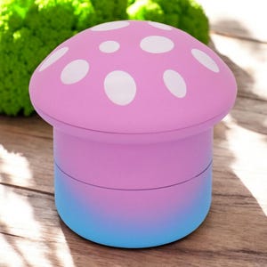 Mushroom grinder – Funny 4-Piece Tobacco & Spice Grinder – 50mm Metal Manual Grinder Pink-Blue