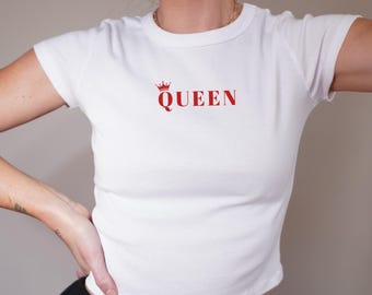 Queen Graphic Tee, Queen Crop Top, Feminism Shirt, Y2K Shirt, Inspirational Shirt, Women Empowerment Shirt, Shirt for Women, Gift For Her