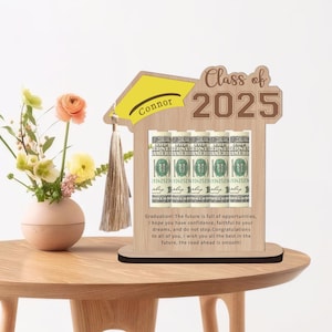 2025 afstudeercadeau geld kader, gepersonaliseerde afstudeercadeaus, afstudeercadeaus, afstudeersouvenirs, Class of 2025, gepersonaliseerde cadeaus