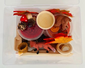 Homemade Playdough sensory kit, imaginative play woodland theme