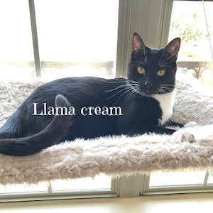 Light Colors, Faux Fur Curious Cats Window Perch Llama cream