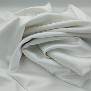 Satin Fabric Stretch Satin Fabric for Dresses, Dress Fabric for Blouses, Blouse Fabric for Skirts, Skirt Fabric for Eveningwear (150cm)