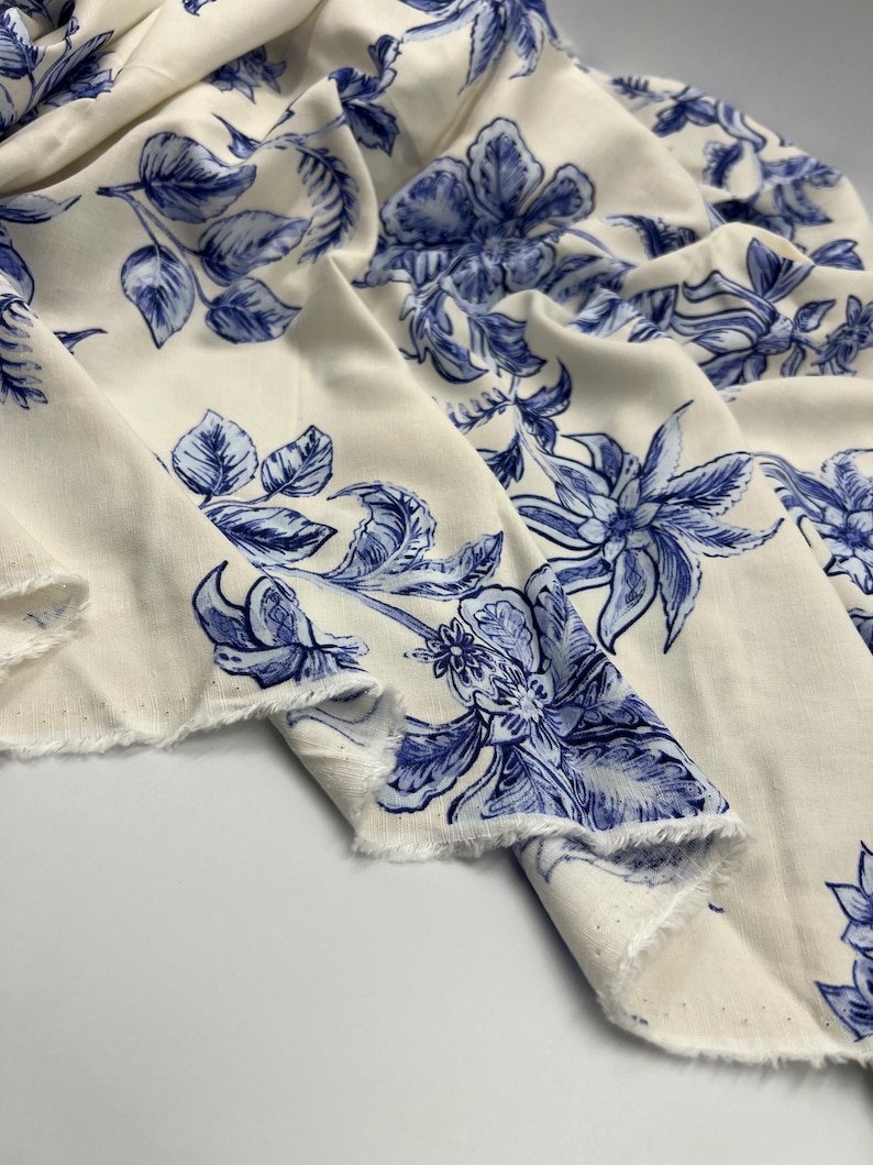Blue Floral Viscose Linen Fabric – Drapey Breathable Material by Yard (150 cm / 59")