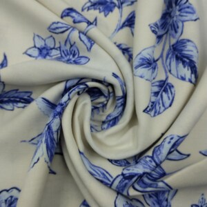 Blue floral viscose linen fabric – drapey breathable material by yard (150 cm / 59") image 9