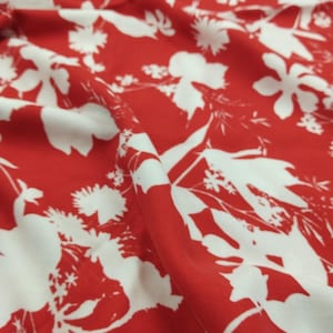 Red Floral 100% Viscose Fabric – Soft Drapey Summer Material for Dresses, Blouses, Shirts & Pareos | 59x39 in (150x100 cm)