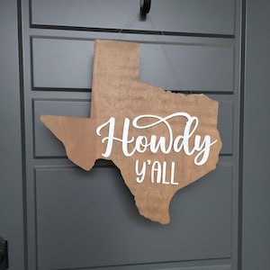 Howdy Y’all Texas Sign Rustic Wooden Door Hanger Southern Home Decor Gift