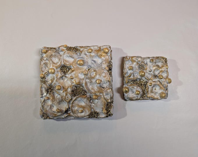 Sculpted Golden Dots Oil Painting: 3D Clay Canvas Art