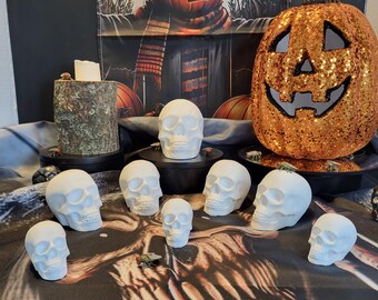 Handmade Skull Figurines: DIY Halloween Crafting Set