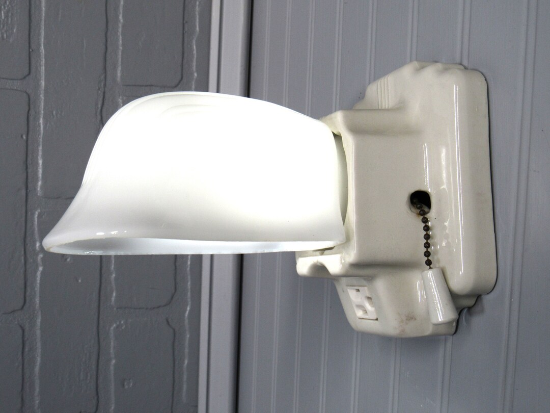 Vintage Art Deco Vanity Light Bathroom Wall Sconce, Porcelain Vanity