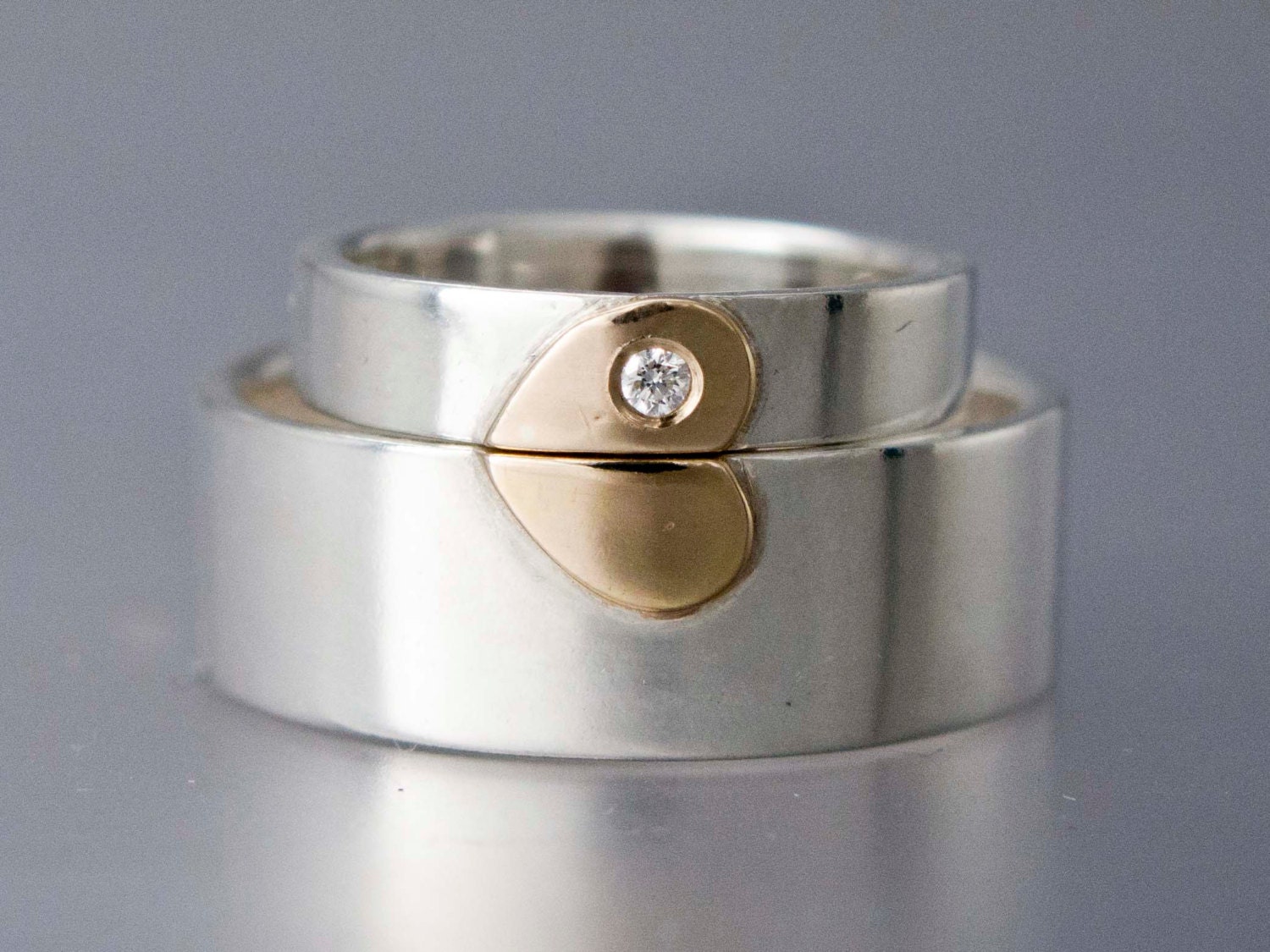 Silver Bow Ribbon Style Band 4mm Diamond Crystal White Gold Filled Women Rings Silver Bow Ribbon Style Band 4mm Diamond Crystal White Gold Filled Women Rings