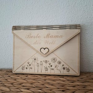 Biglietto di legno con fiori - Festa della mamma