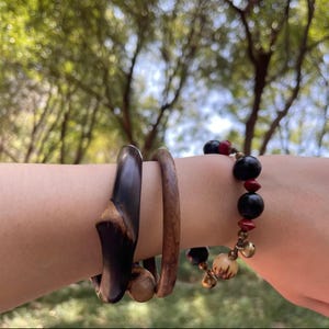 Boho Wooden Stacking Bracelets Set for Men Women - Coconut Shell, Seed Bead - Surfer & Hippie Jewelry - Unique Handmade Gift with Bag