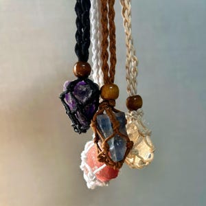 Empty Net Cage Necklace, Crystal Necklace Cord, Crystal Net Necklace, Adjustable Net for Stone, tumbled Macrame Crystal Holder, Stone Pouch