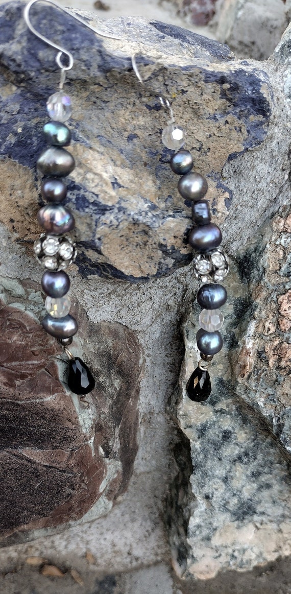 Art Deco Black Pearl Dangle earrings, vintage Rhi… - image 4