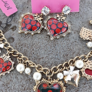 Rare Betsey Johnson polka dot Heart bracelet & earring set, Lucite VALENTINE&#39;S