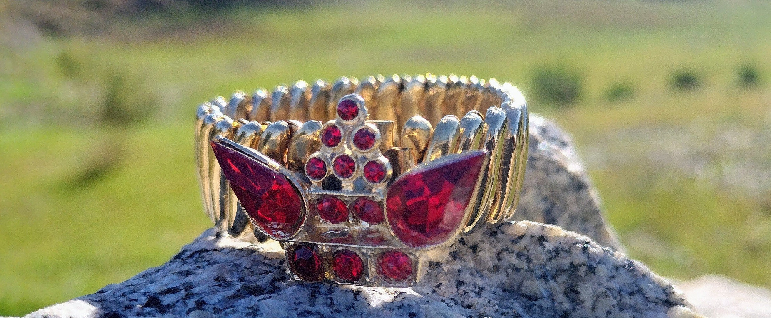 Japan 1940s Sweetheart Bracelet - Etsy
