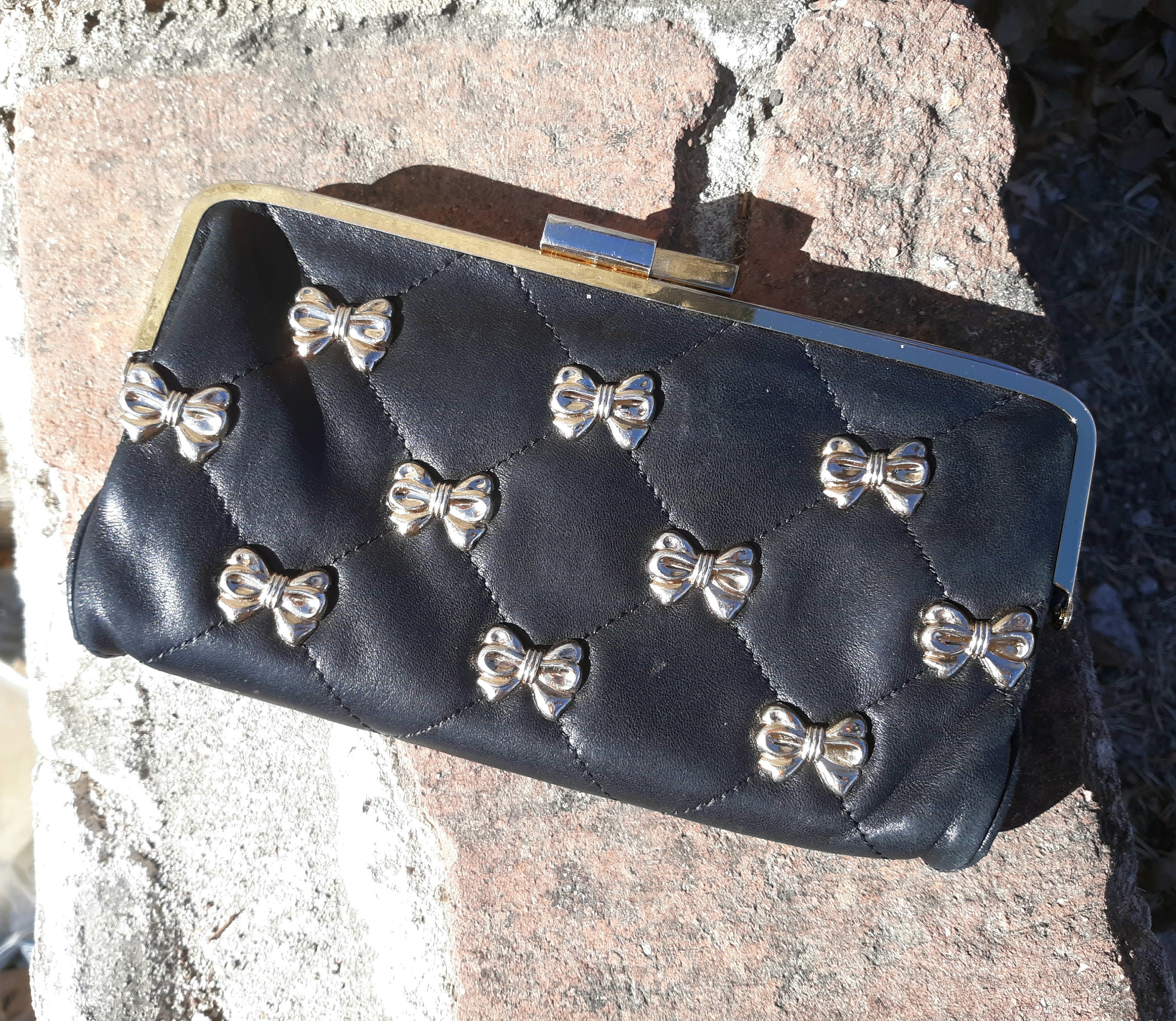 Porte-monnaie Requin Betsey Johnson - Bleu, Neuf Avec étiquettes - Petit Accessoire Fantaisie