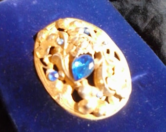 Display,Prop velvet jewelry box c. 1960 rhinestone Jewel embellished