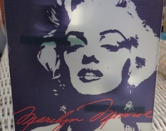 Sällsynt frostat glas Marilyn Monroe värmeljusstake