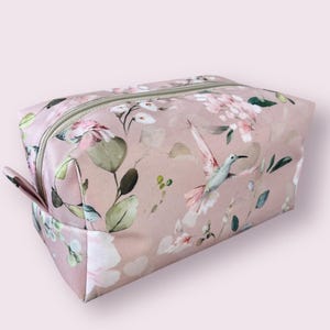 Aesthetic Cute Makeup Bag - Floral Cosmetic Bag - Travel Bag - Best Friend Gift - Vintage Coquette Makeup Bag - Gift for Her Mom Gift