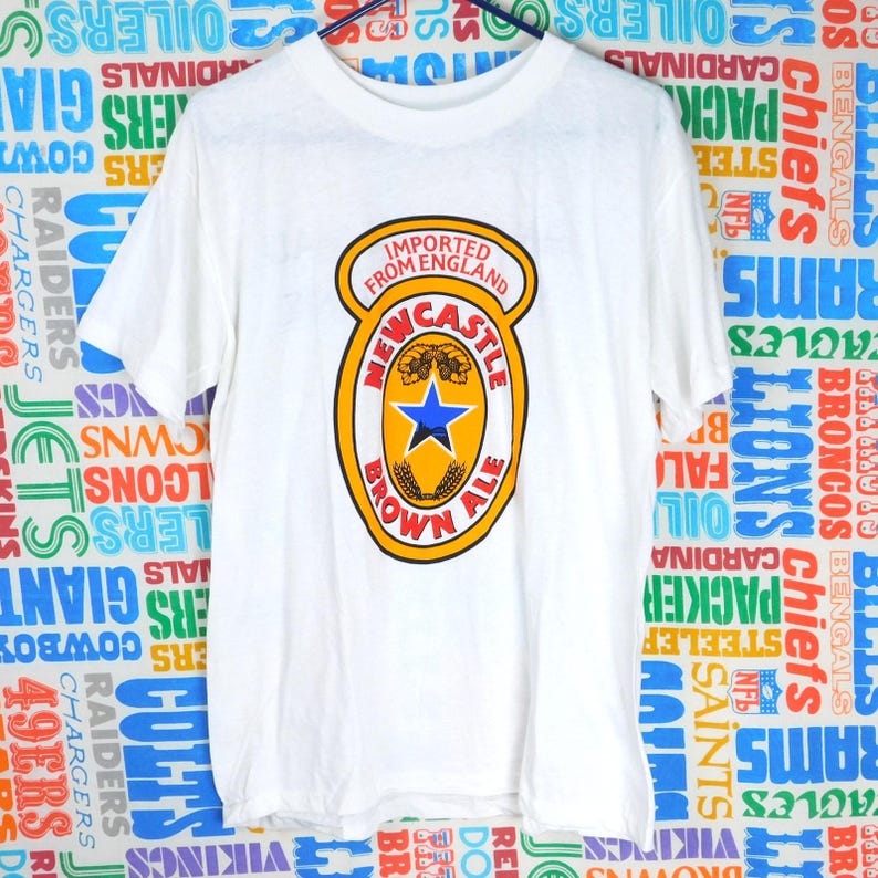Koszulka z nadrukiem Newcastle Brown Ale z lat 80. w rozmiarze XL. zdjęcie 1