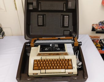 Smith Corona Coronamatic 2200 Typewriter Fully Tested w/ Case Keys & Ink Cart