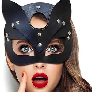 Leatherette Catwoman Mask: Black Cosplay Costume Accessory