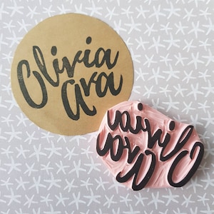 Sello de nombre personalizado para boda o evento, sello del nombre del niño para tarjetas y decoraciones de agradecimiento de cumpleaños, personalizable / sal y papel