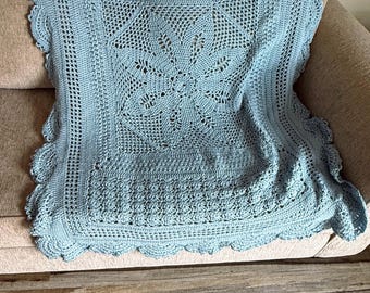 Scalloped Edges Handmade Afghan – Intricate Floral Center Crochet Throw – 56x43 Blanket
