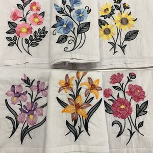 Flourish Bouquet Kitchen Towel Set, Vintage Inspired Embroidered Flour Sack Kitchen Tea Towel Set of 6