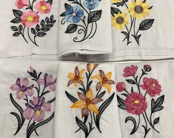 Flourish Bouquet Kitchen Towel Set, Vintage Inspired Embroidered Flour Sack Kitchen Tea Towel Set of 6