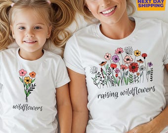 Mama & Mini Wildflowers T-Shirt Set: Mother&#39;s Day Matching Outfit