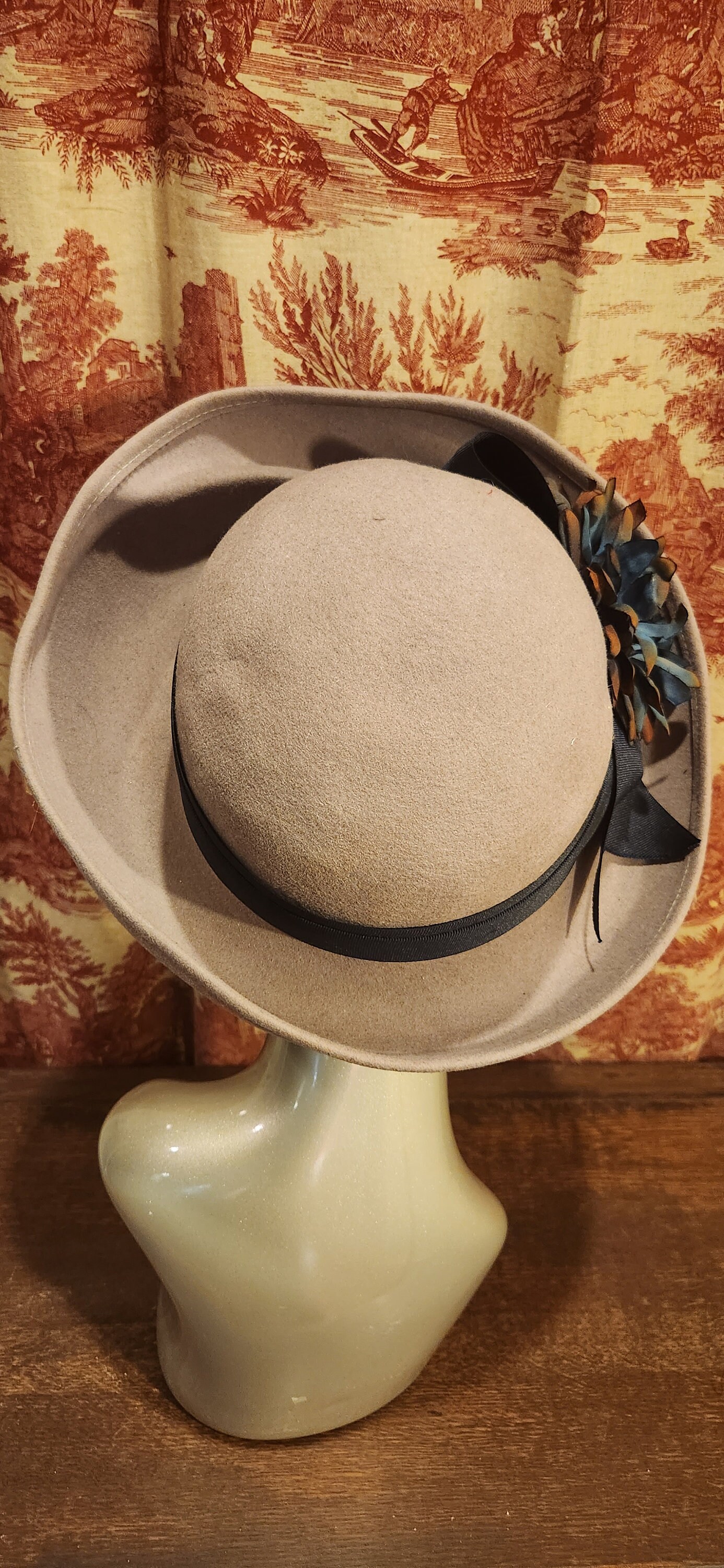 Deborah New York vintage womens hat Vintage Deborah New York Hat – Dovetail main image 2
