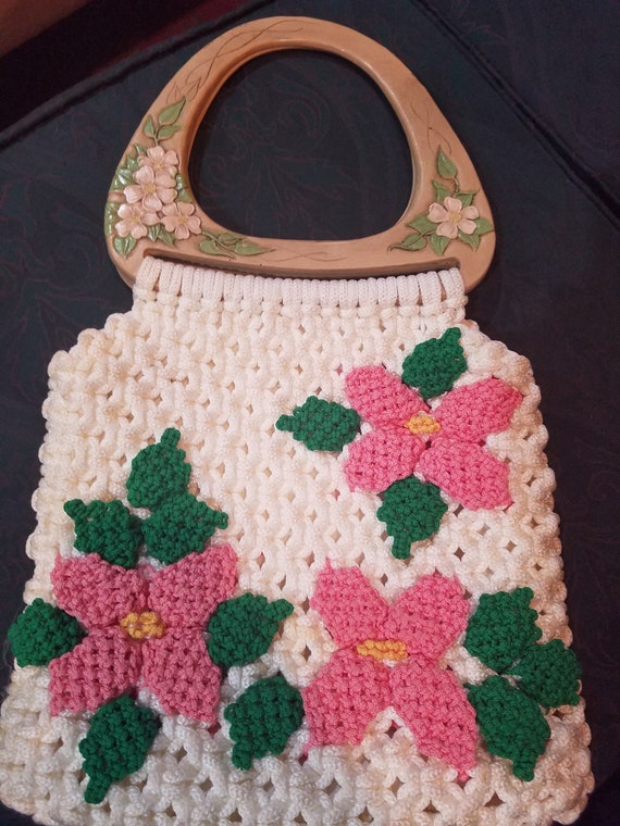 1970's Handmade Macrame Handbag/Tote - Floral Gard