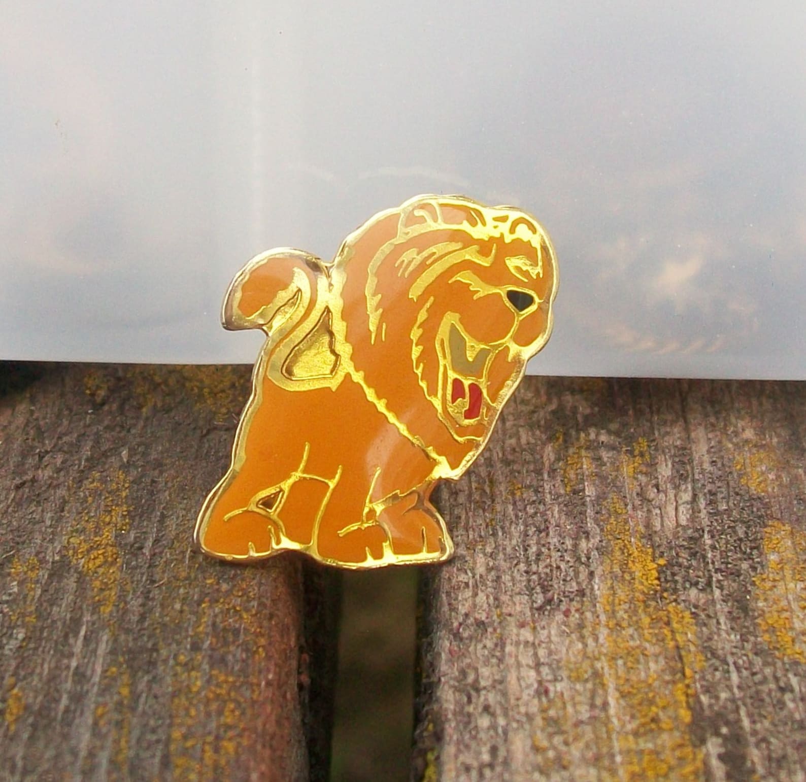 Vintage Cute Lion Pin 1970s Lapel Pin Hat Pin Etsy