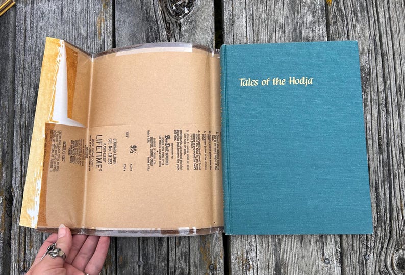 Tales of the Hodja Retold by Charles Downing 1965 Vintage Book imagen 4