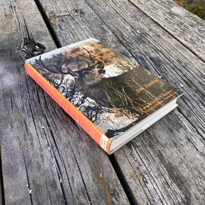 SIGNED Hunting America&#39;s Mule Deer by Jim Zumbo 1981 Vintage Book