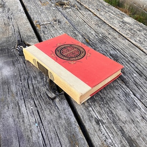 Los viajes de Marco Polo el veneciano, traducido por William Marsden, Thomas Wright, 1948. Libro antiguo.