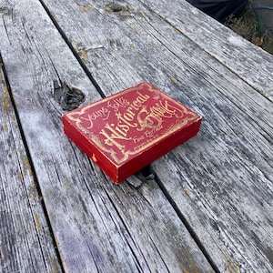 Juegos históricos para jóvenes Edición fina con caja roja, década de 1800