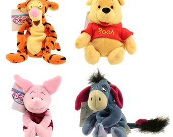 Peluches Disney tipo bolsita de frijoles - Set de 4 de Winnie the Pooh (Pooh, Tigger, Eeyore y Piglet)