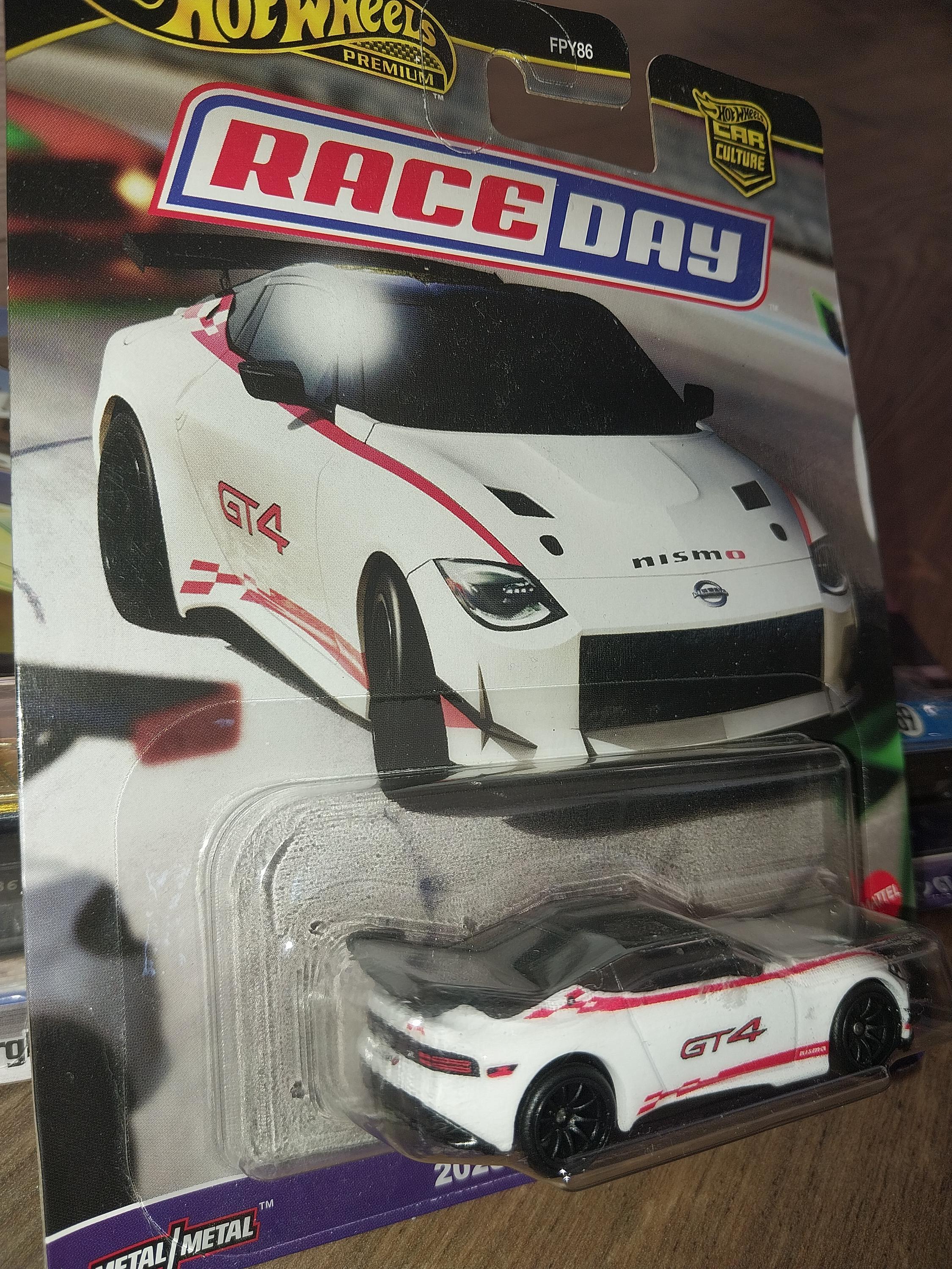 Hotwheels Premium Race Day Car Culture 2023 Nissan Z GT4 Rare to